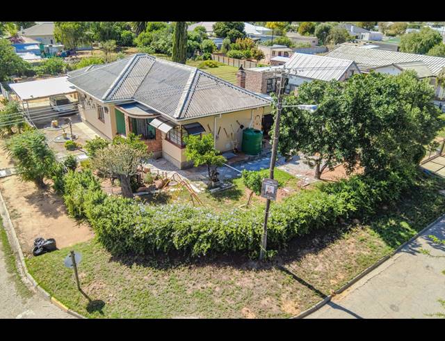 3 BEDROOM HOUSE FOR SALE IN GRAAFWATER